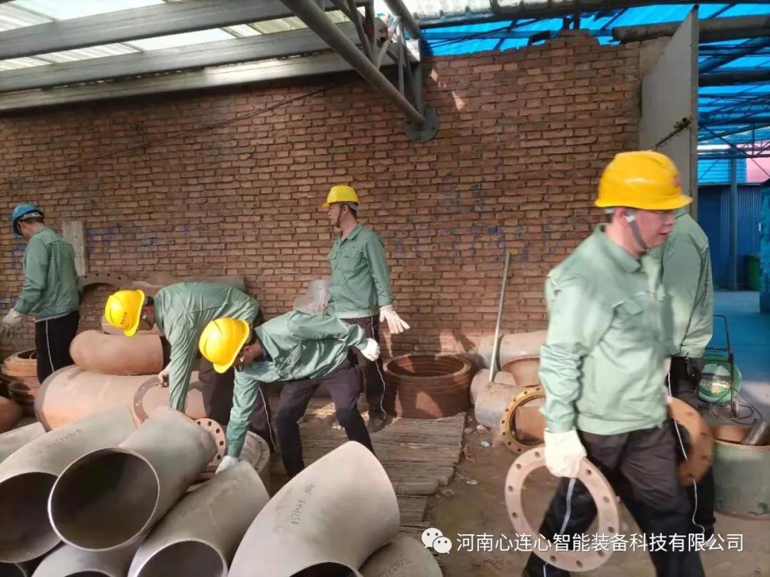 心連心智能裝備黨支部開展到“生產(chǎn)中去！”活動(dòng)